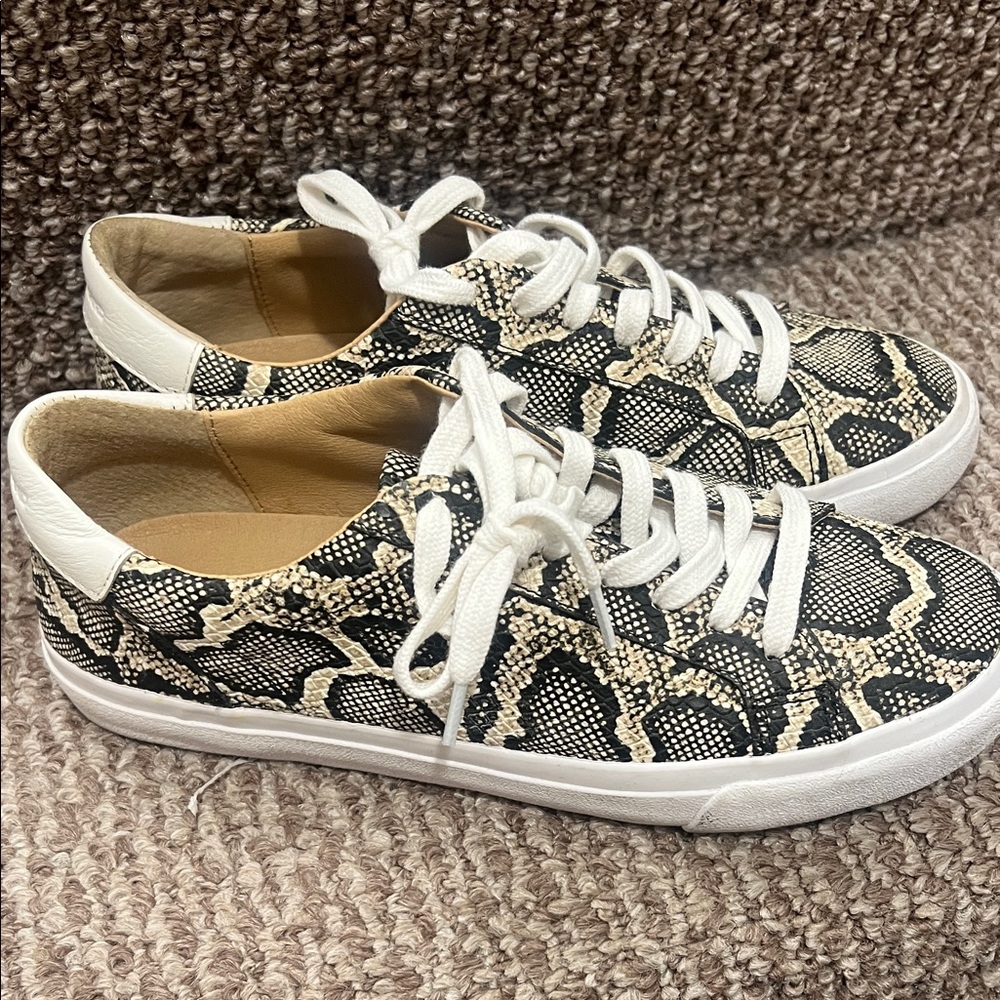 Lucky Brand Black and Cream Patterned Sneakers